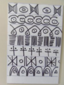 Etiquettes Porte manteaux Style Africain MS GS La Mater De Vlynette etiquettes-porte-manteaux-style-africain-ms-gs-la-mater-de-vlynette